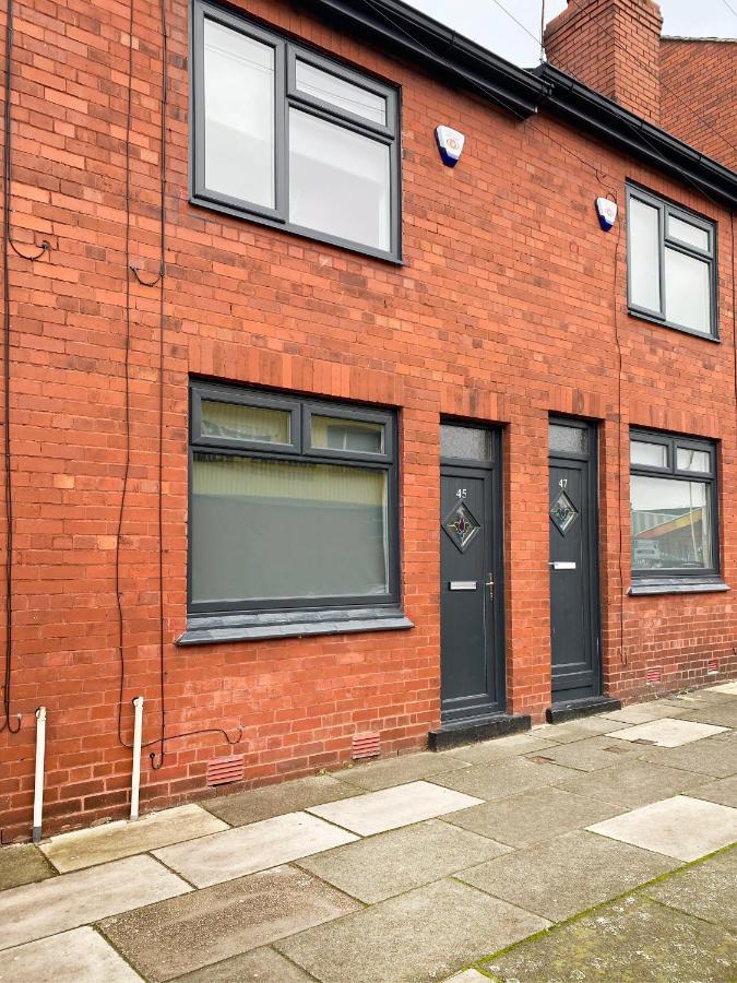 The Baltic Townhouses By Serviced Living Liverpool Exterior photo