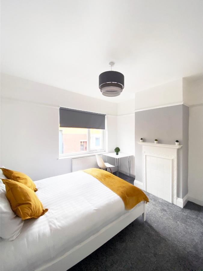 The Baltic Townhouses By Serviced Living Liverpool Exterior photo