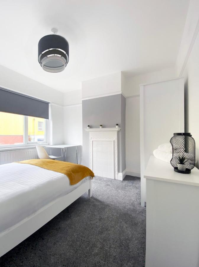 The Baltic Townhouses By Serviced Living Liverpool Exterior photo
