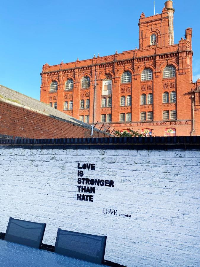 The Baltic Townhouses By Serviced Living Liverpool Exterior photo